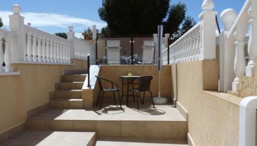 Modern Apartment Near Beach - Foto 4, Garden