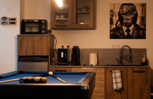 Perle d'eau-Love Room-Jacuzzi-Sauna-Proche Montbéliard et Belfort - Foto 29