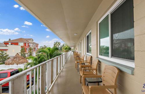 Madeira Beach Tropic Breeze Unit 19 Second Floor - Foto 25