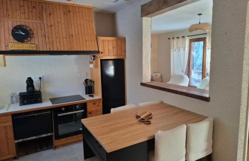 Un refuge chaleureux au cœur du Mourtis - Foto 14