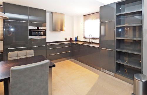 Luxe vakantieappartement aan de jachthaven van Altea met frontaal zeezicht - Photo 14