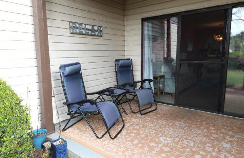 Pink Dream House - 2BR, Pools, Patios, & Walk to Ocean in Panama City Beach - Foto 39