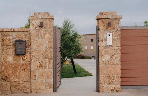 Real Life Homes - Photo 7