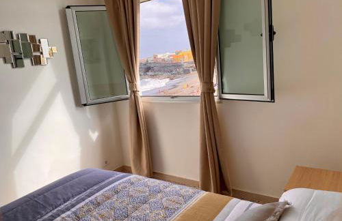 Hermoso Edificio Frente al Mar, a pie de Playa y hermosas vistas - Photo 36