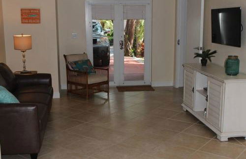 LIC Mgr - MODERN 3 BED 4 BATH VILLA - UPSCALE OCEANFRONT RESORT - INDOOR PICKLEBALL - SPEAKEASY! - Foto 14