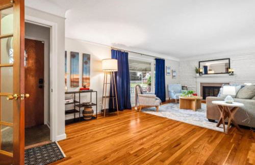 4 Bedroom Pool and Hot Tub Home Near Cleveland - Foto 27