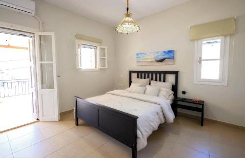 Maria's Private Residence - Photo 9