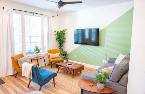 The Royal Crane Suite Newly Built Upscale Central - Photo 34