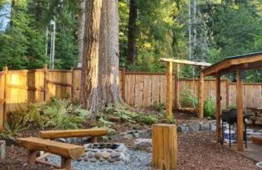 Knotty Shack- Unique Tiny Log Cabin with Hot Tub - Foto 16