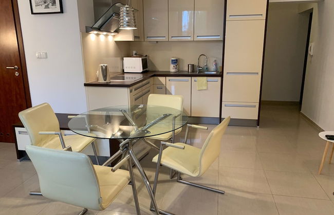 Apartments Lesna 17 by Renters - Photo 5