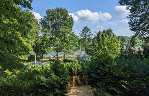 Holiday Home in Süd-Waldhanglage mit tollem Seeblick by Interhome - Foto 15