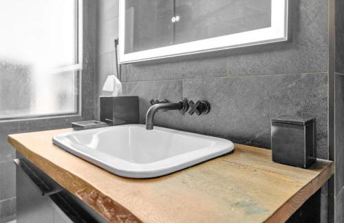 Charming Stay in Louisville's Vibrant Highlands - Foto 30