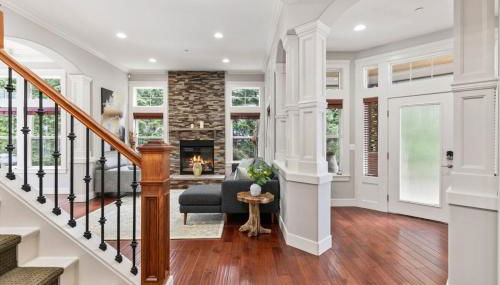 Luxury Lake Waterfront Retreat - Photo 4