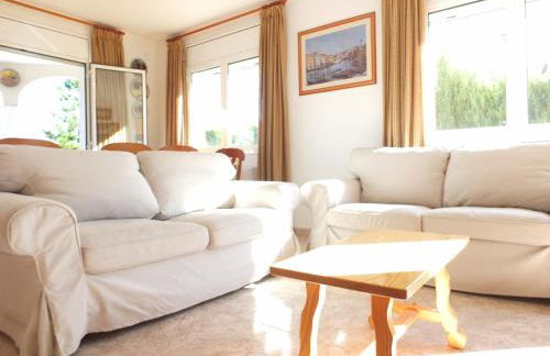 Villa Nerea with air conditioning & private swimming pool only 400m to the beach ideal for families - Foto 4