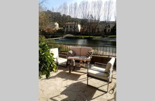 Character filled house overlooking the River Cesse - Foto 1