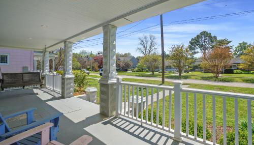 The Great Escape - renovated in-town charm! - Foto 2