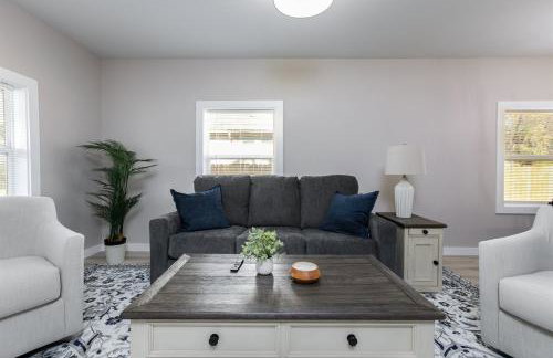 Cozy 2BR Home Near ND - Perfect for Game Day Stays - Foto 22