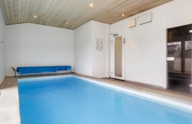 12 Person Holiday Home in Rodby - Foto 13