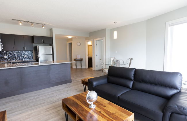 Icon 2 Apartments by Corporate Stays - Photo 1