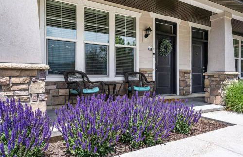 Spacious 2-Story, Pet&Fam Friendly, WFH, Gym&Pool - Foto 33