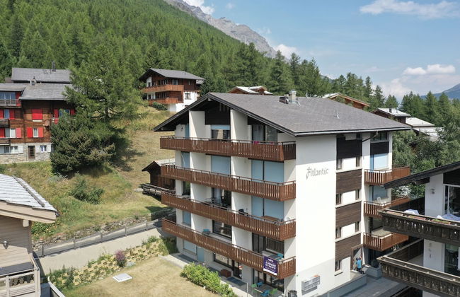 Classy Studio in Saas-fee, Alps, Switzerland - Foto 1