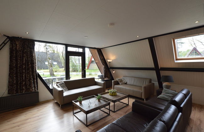 Unique Holiday Home in Stramproy near Forest - Photo 11