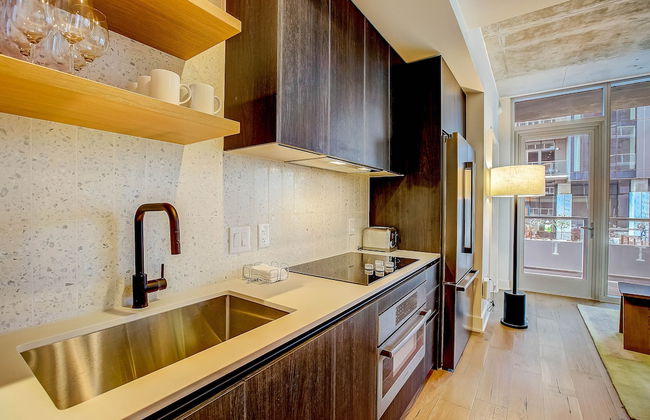 Luxury Stay on Rainey St - Foto 12