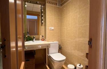 Hill View Benalmadena Appartment with fresh renovation - Foto 17