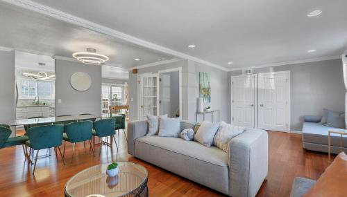 @ Marbella Lane - Buckingham Place Laundry + P - Photo 5