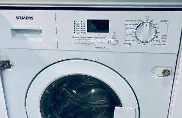 DESIGNER HOUSE - University of Glasgow / Central Glasgow 'Hillhead' West End G12 - Luxurious & Contemporary Detached House / Terrace / Garden / 'electric car charging' Garage Parking - Foto 67