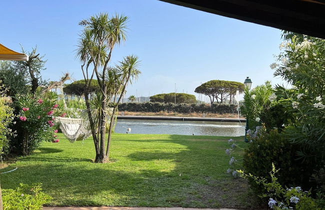 Lovely Holiday Apartment by the sea in Grimaud - Photo 15