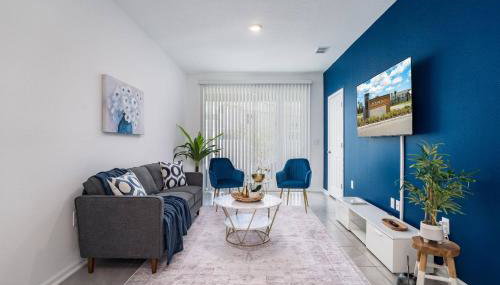 Modern 2 BR Townhome | Close 2 Beach. - Foto 2