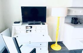 Voiron centre, grande terrasse, parking, calme - Foto 13