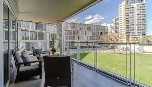 Canela Homes BARCELONA DIAGONAL MAR - Photo 2