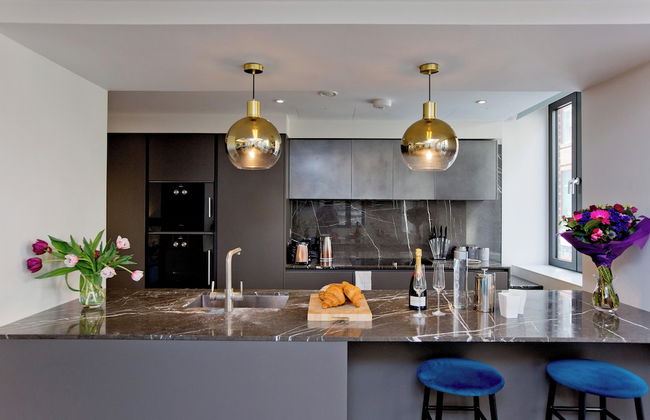 37GS Residences - Photo 65