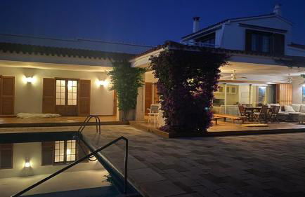 LA CALMA Espectacular villa con jardín y piscina en Menorca - Foto 59