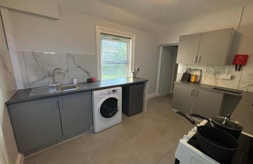 Chalkwell Aparthotel Short & Long Stays Welcome, Leisure , Relocation , Business Stays , Contractors - Photo 55