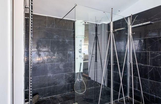 Icarus Luxury Beachfront Villa - Foto 30