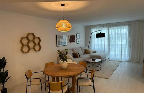 Vanian Gardens Apartment -Stella - Photo 7