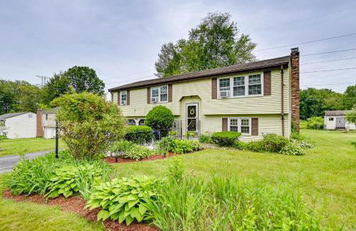 Vintage Windsor Home Private Yard and Covered Deck - Foto 29