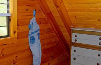 Cabin in the Woods - Hot Tub, Fire Pit, BBQ - Foto 3