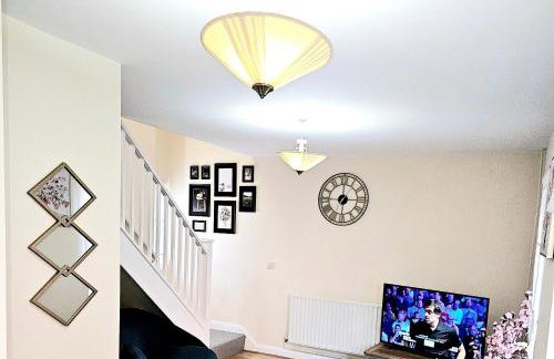 Beautiful Townhouse with Netflix - Foto 1