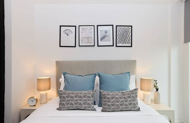 The Southwark Heights -modern 3-bedroom Flat With City Views - Photo 3