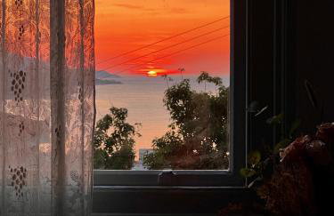 The Blue House - Traditional House in Old Town - Photo 5