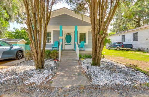 Beachy Home in Heart of Beaufort with Pool Access - Foto 3