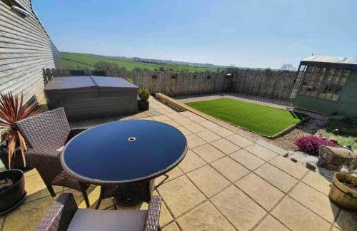 Baidland Escapes 2 bedroom cottage With hot tub - Foto 43