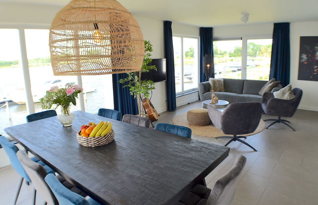 4 bedroom House in Nijkerk with swimming pool and terrace - Photo 2