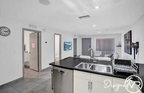 Modern condo wpool patio - Photo 21