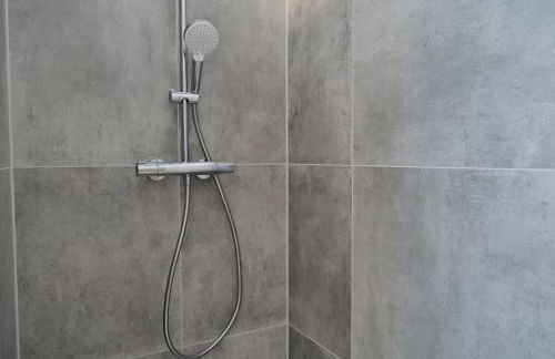 Untergeschoss mit Stil modern, ruhig & mit Terrasse - Foto 13