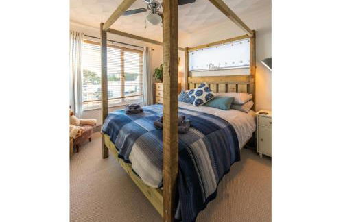 1 Bed Flat - Sleeps 2 - Pets - Balcony - Parking - Foto 2